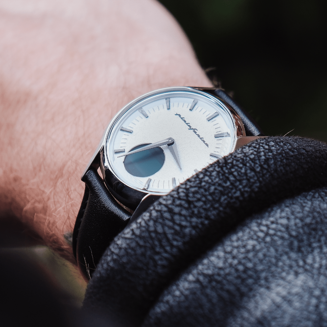 PURA Hybrid Smart Watch - Nero Steel - 38mm - Pininfarina Hybrid Watches EU